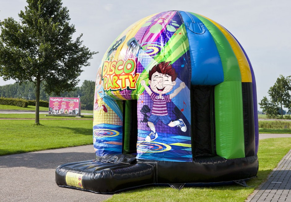 in4more-disco-springkussen-licht-geluid-huren-friesland