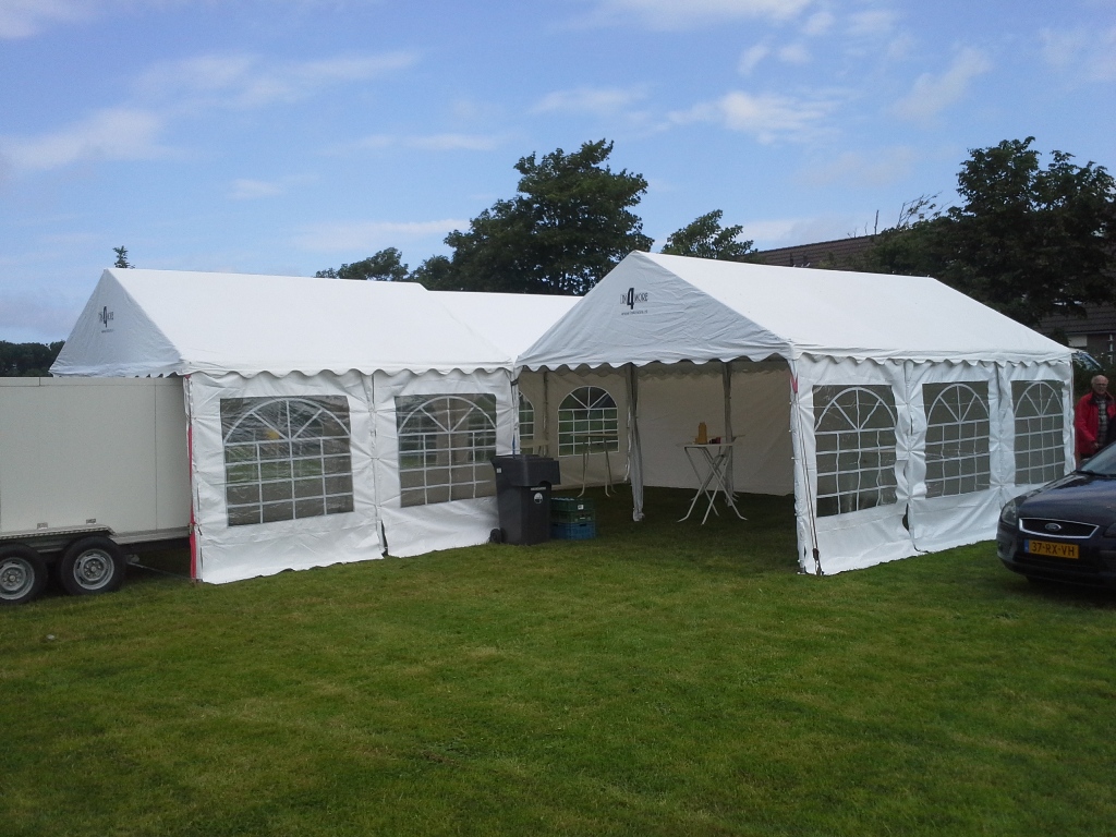 professionele-feesttenten-huren-vanaf-4x4-meter-in4more