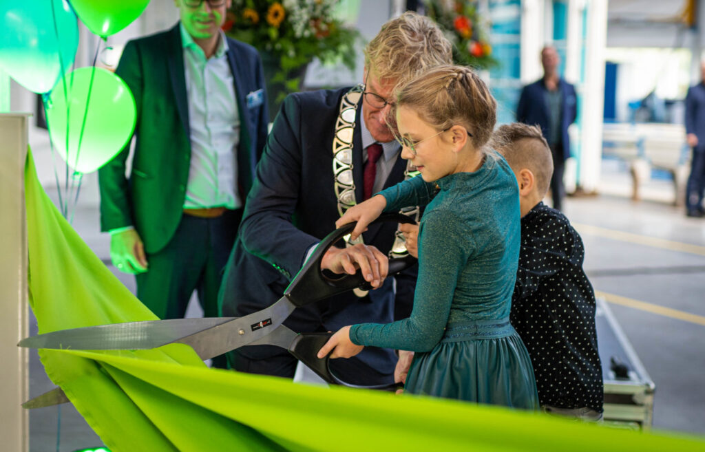 opening-vdm-woningen-schaar-in4more-huren-handeling